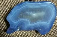 罕见的天然蓝色玛瑙：你见过嫩江蓝玛瑙原石吗？